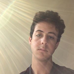 Meet your Posher, Avery